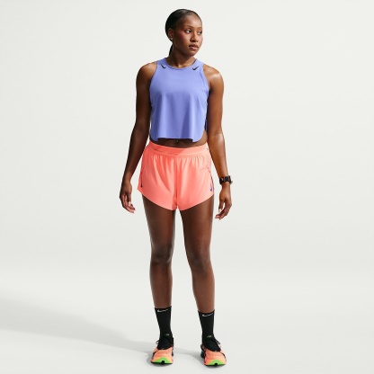 Nike AeroSwift - Nike AeroSwift Dri-FIT ADV Laufshorts mit mittelhohem Bund und Innenslip (Damen, ca. 7,5 cm)