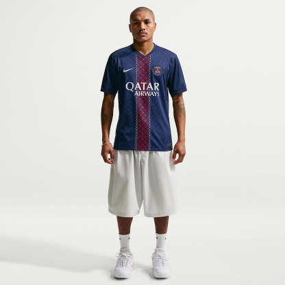 Paris Saint-Germain 2025/26 Stadium Home - Paris Saint-Germain 2025/26 Stadium Home Nike Replika-Fußballtrikot mit Dri-FIT-Technologie (Herren)