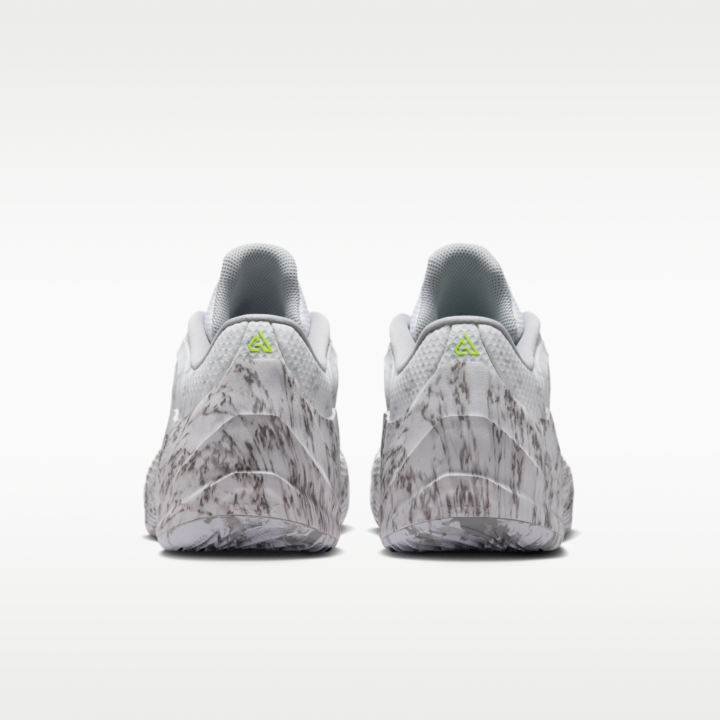 Giannis Freak 8 - Λευκό/Light Smoke Grey/Μαύρο/Metallic Silver - 6