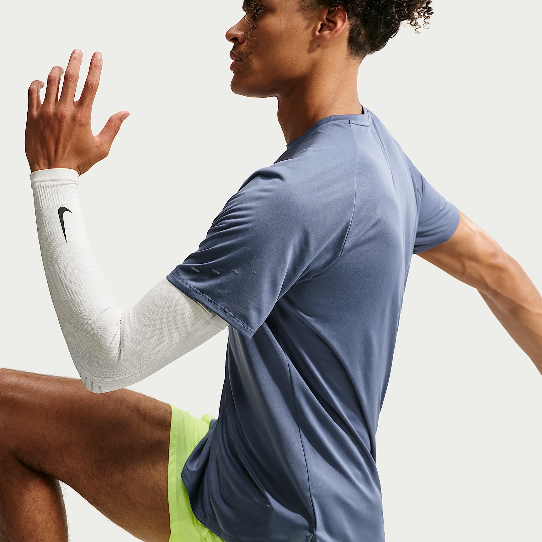 Nike Stride - Nike Stride Dri-FIT ADV Kurzarm-Laufoberteil (Herren)