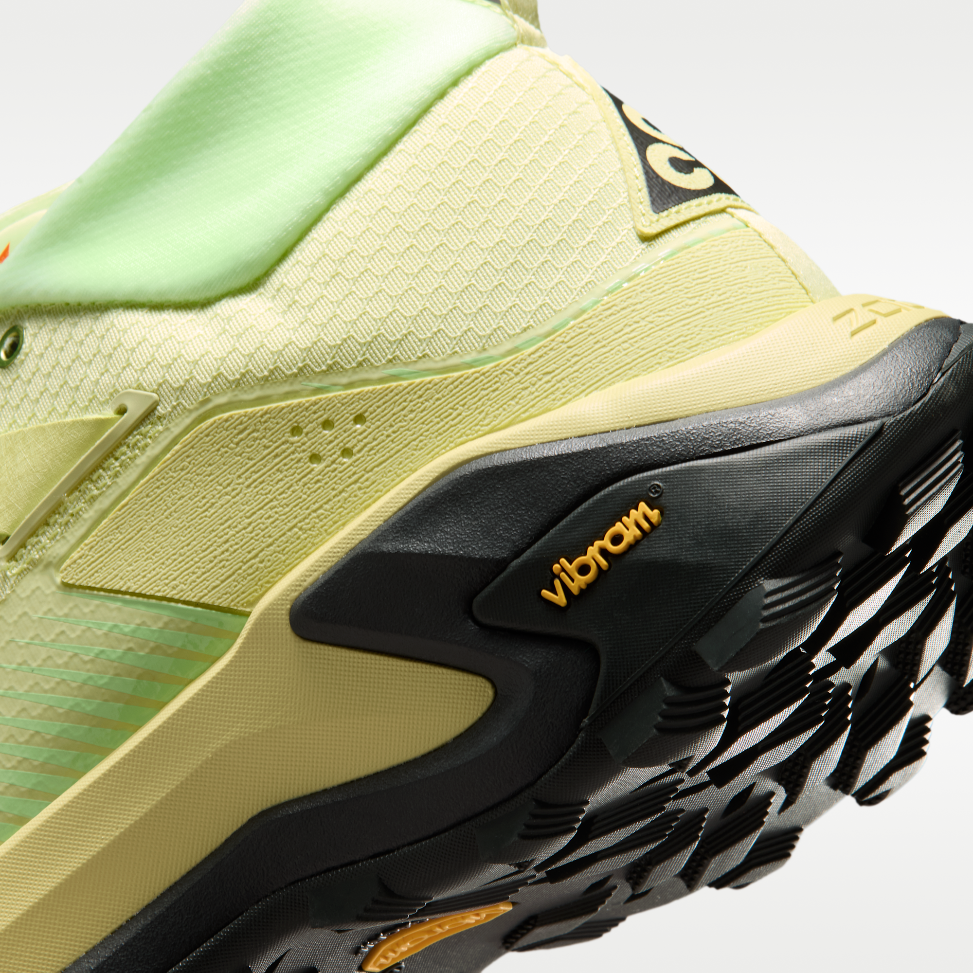 ACG Zegama Hike - Life Lime/Barely Volt/Smoke Grey/Dark Smoke Grey - 9