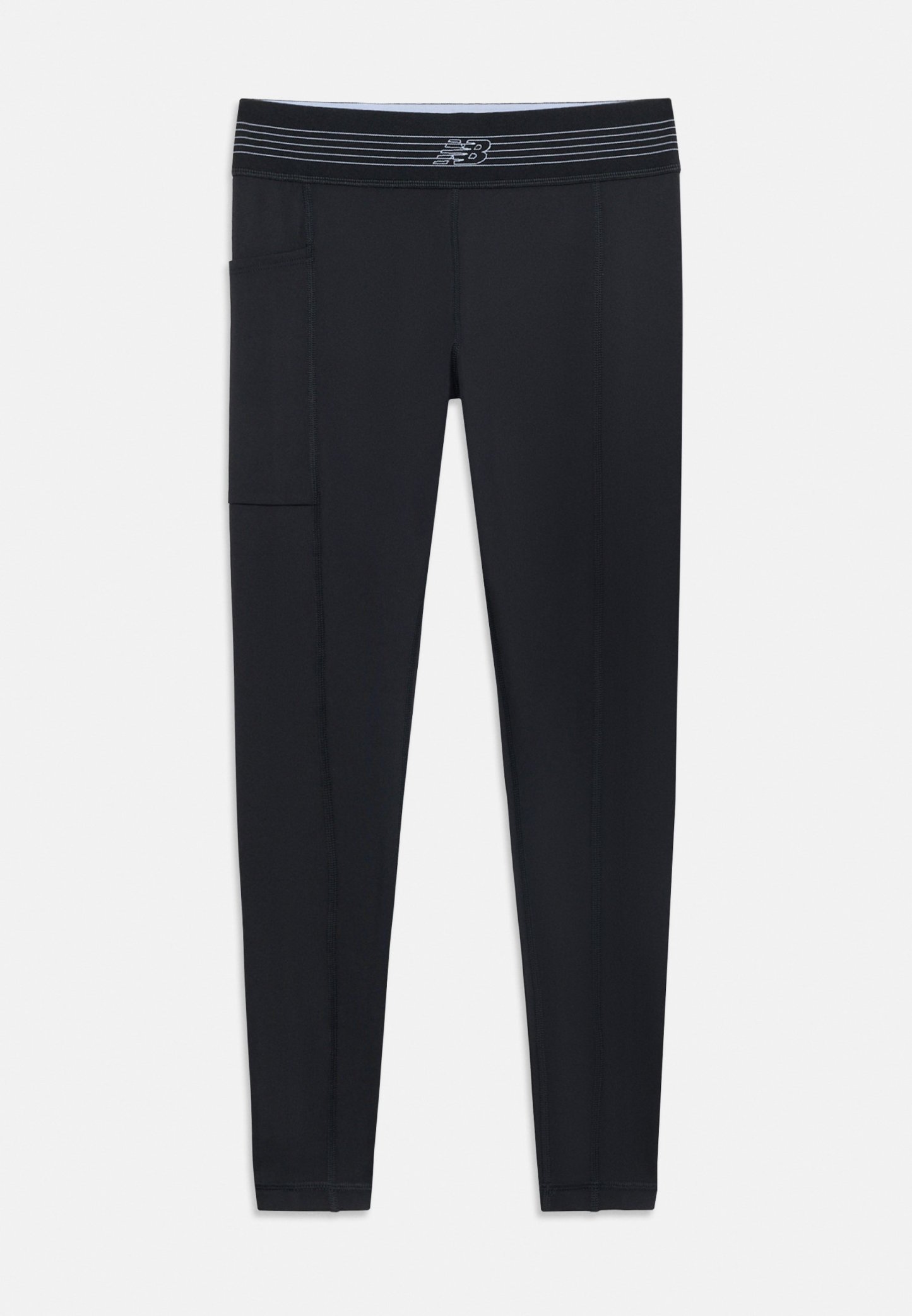 Leggings atléticos ajustados de color negro con un bolsillo lateral y una cintura a rayas que presenta un pequeño logo blanco centrado al frente.
