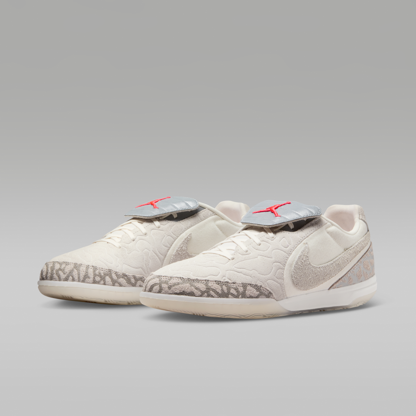 Jordan Tiempo Streetgato SE - Phantom/Infrared 23/Sail - 5