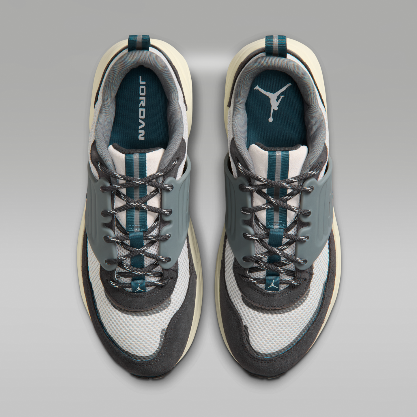 Jordan Trunner O/S - Photon Dust/Anthracite/Cool Grey/Ash Green - 4