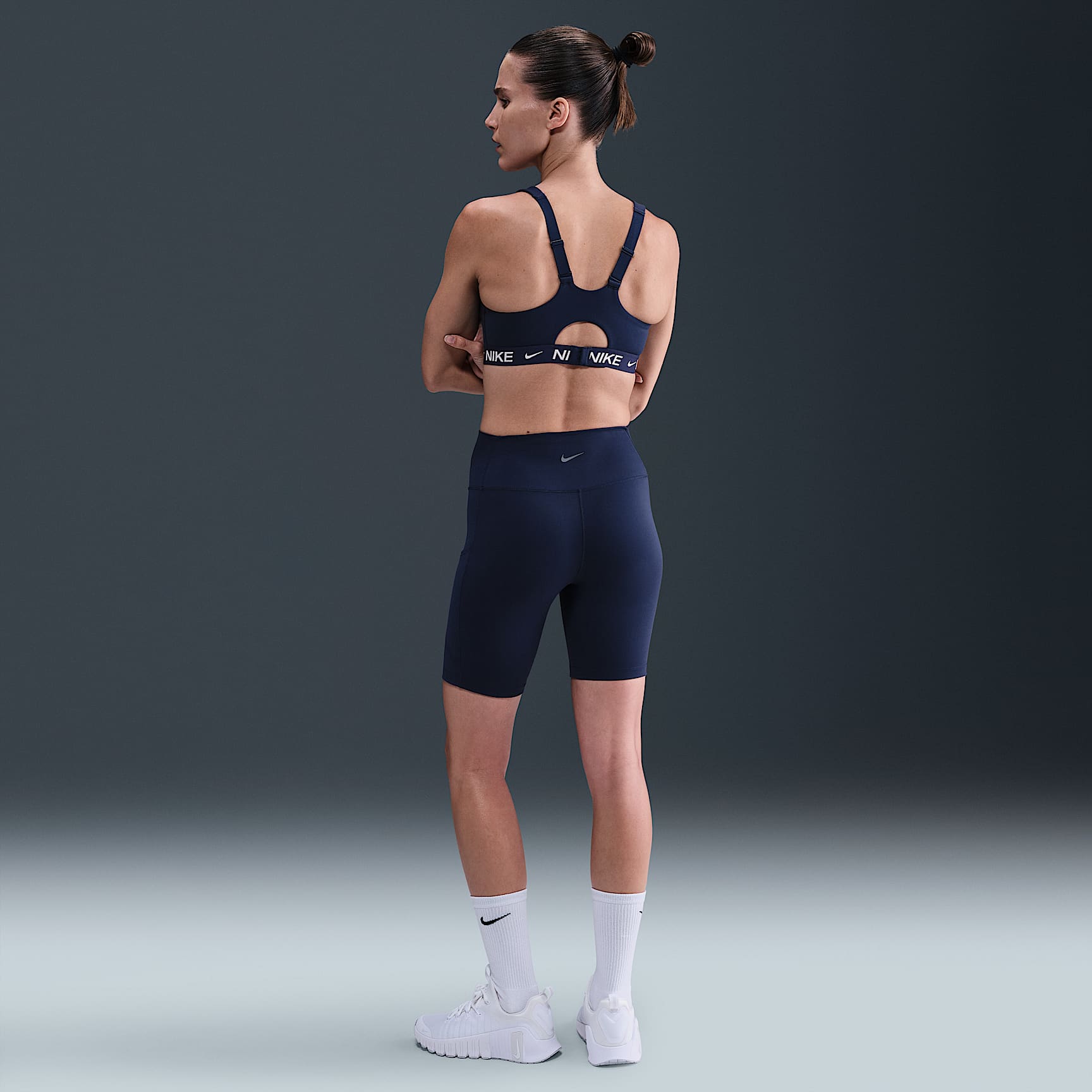 Nike Indy - Nike Indy Sport-BH mit starkem Halt, Polster und verstellbarer Passform