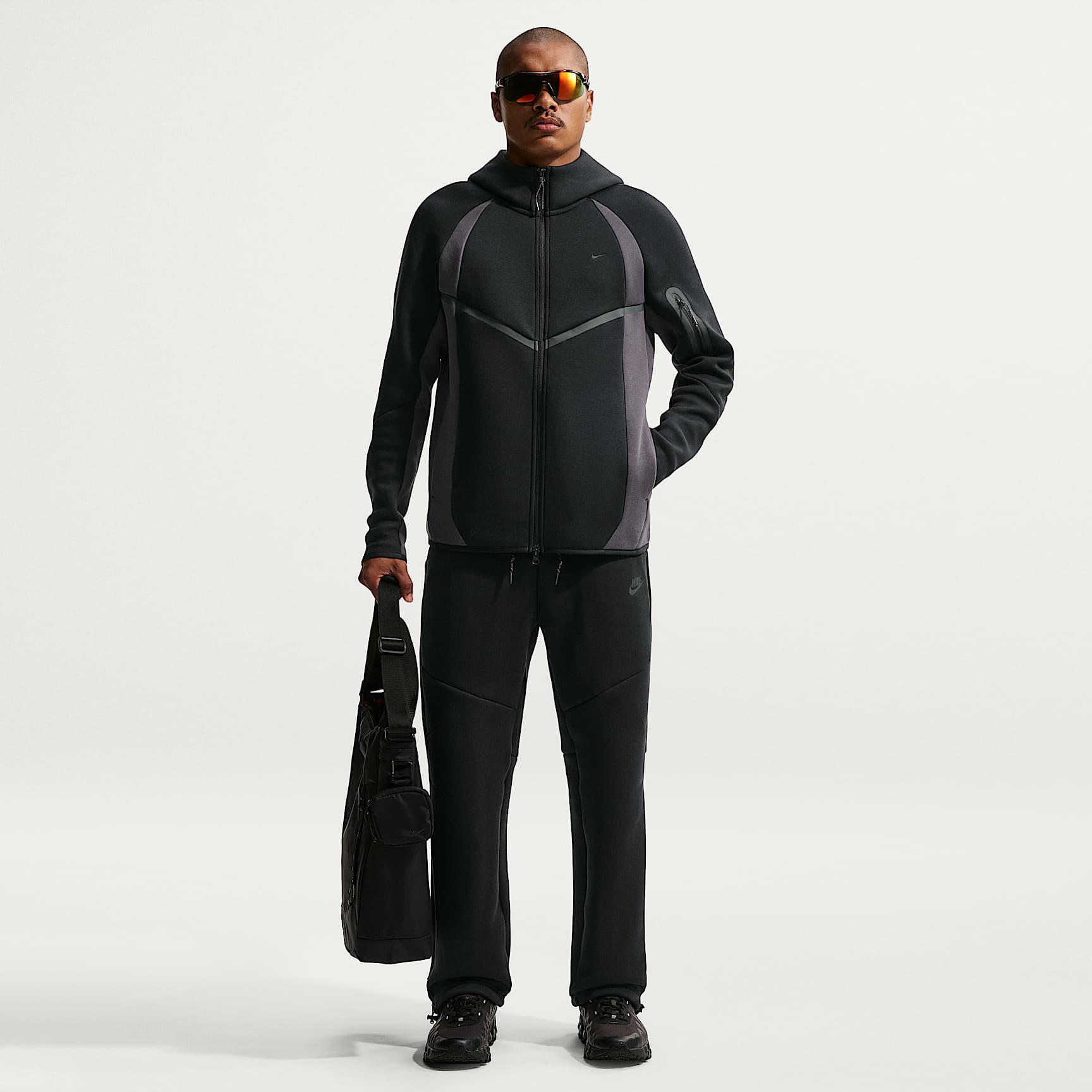 Nike Tech - Nike Tech Windrunner-Fleecejacke mit durchgehendem Reißverschluss und Color-Block-Design (Herren)