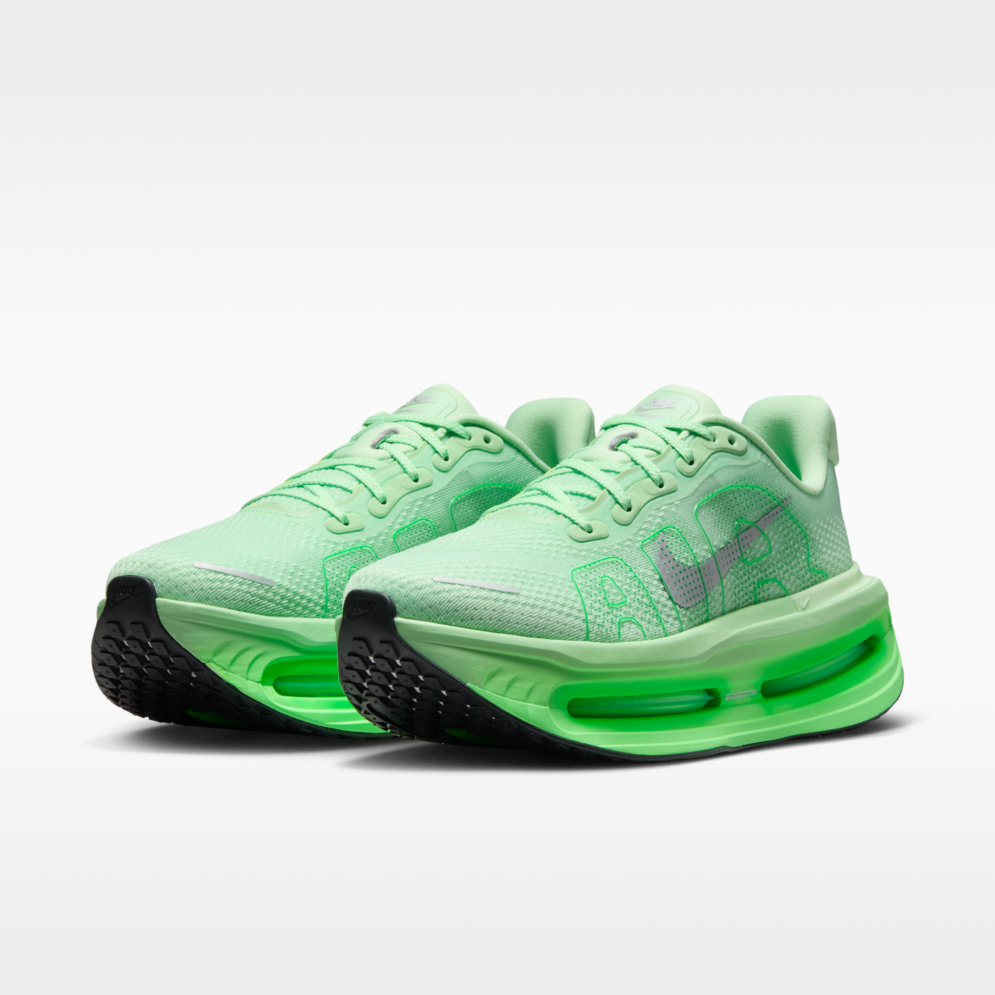 Nike Vomero Premium - Cucumber Calm/Illusion Green/Green Spark/Metallic Silver - 5