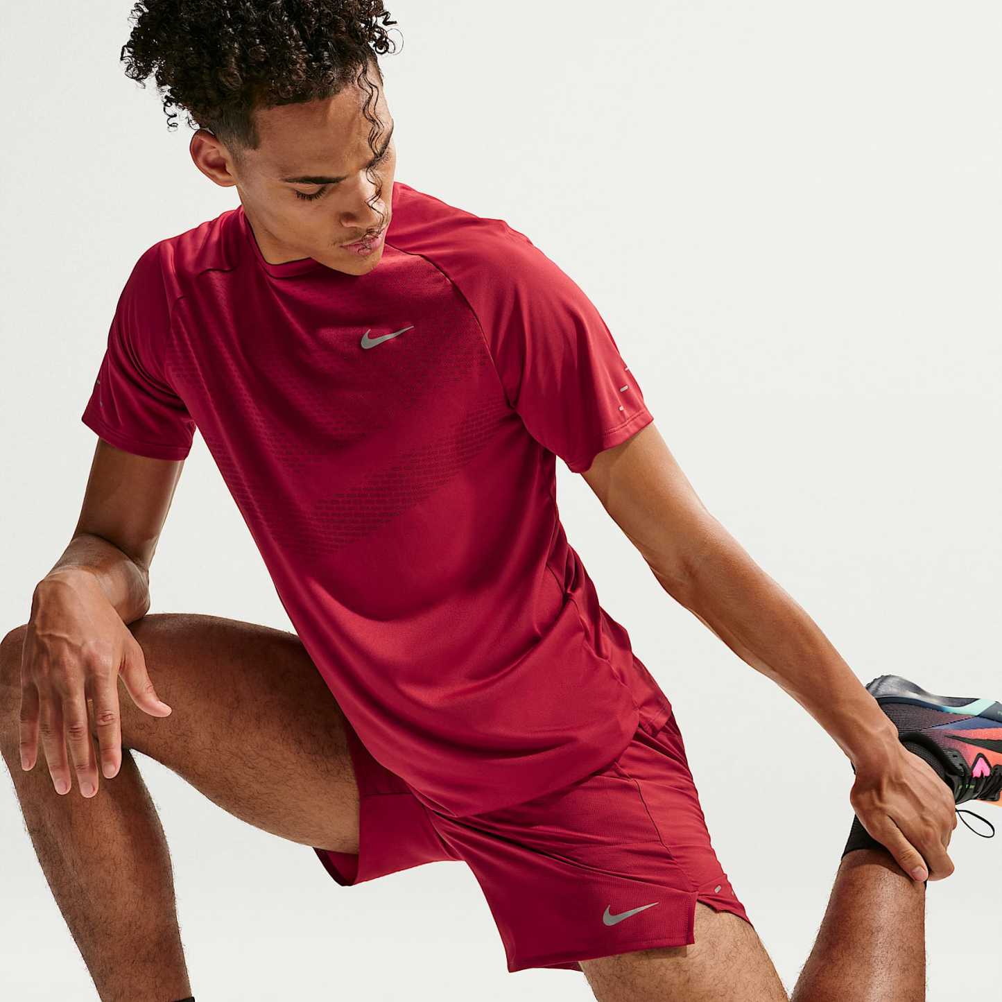 Nike Stride - Nike Stride Dri-FIT-Laufshorts mit Futter (ca. 18 cm) (Herren)
