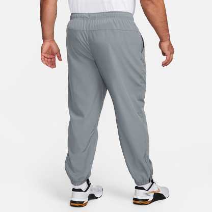 Nike Form - Nike Form vielseitige Hose mit schmal zulaufender Passform und für Herren