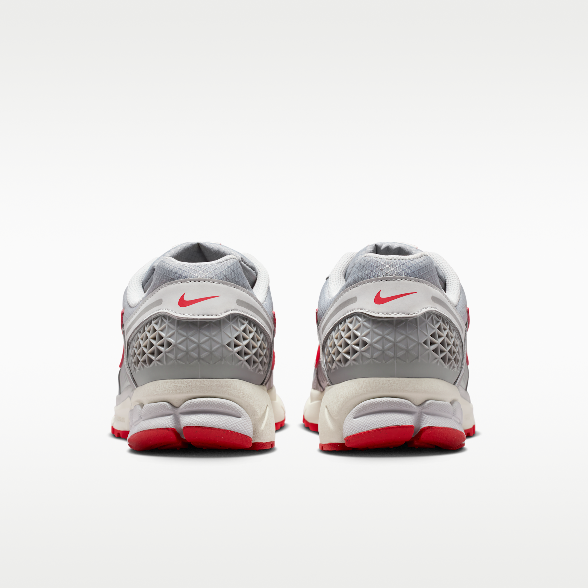 Nike Zoom Vomero 5 - Grey Fog/Particle Grey/Phantom/University Red - 6