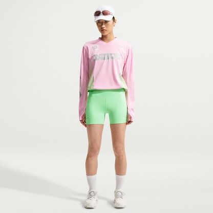 Nike Swift - Nike Swift Damen-Laufshorts mit hohem Taillenbund und Taschen (ca. 10 cm)