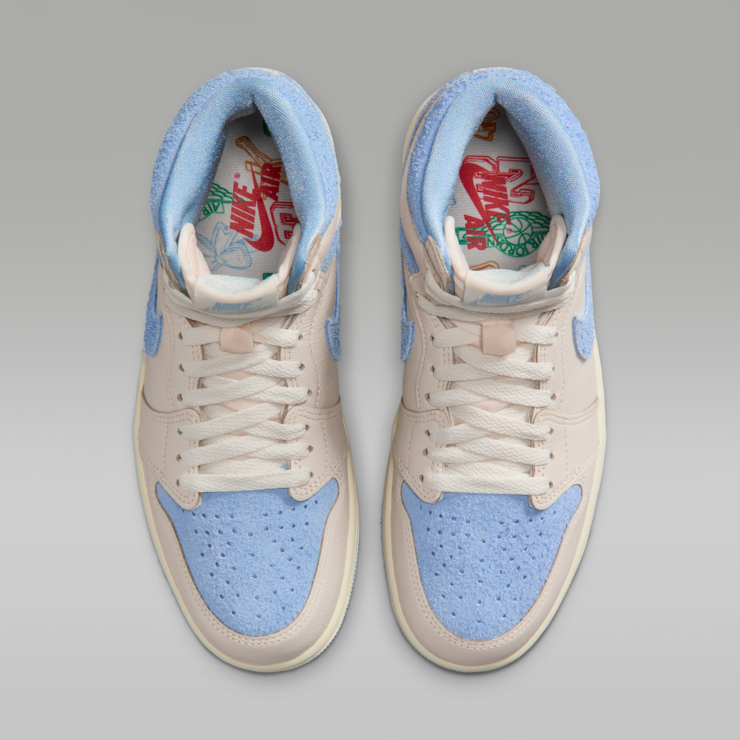 Air Jordan 1 Retro High OG - Pale Ivory/Coconut Milk/Psychic Blue - 4