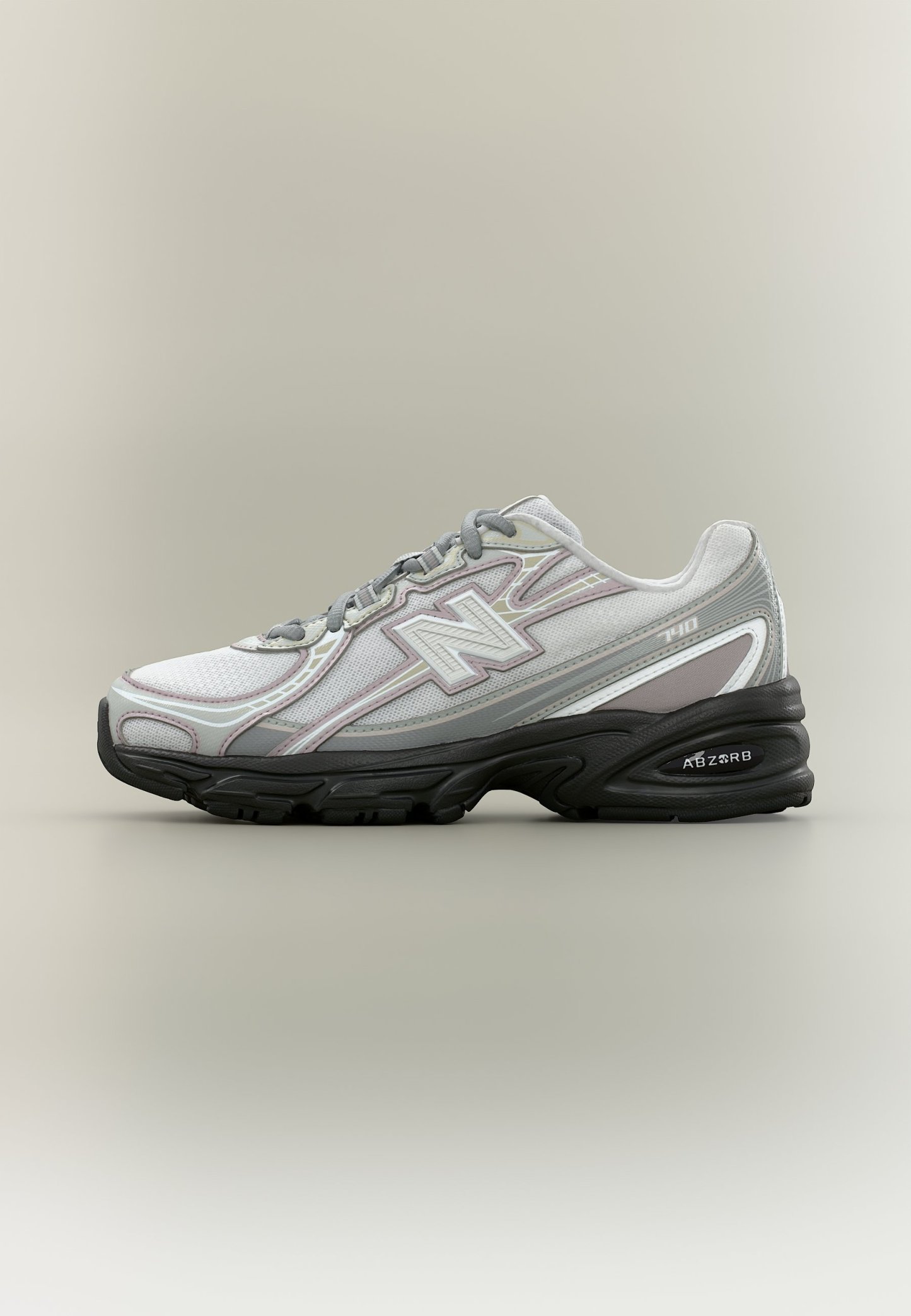 Zapatilla New Balance 740 blanca y gris con suela negra, parte superior de malla y material sintético, cordones grises y logo en el lateral.