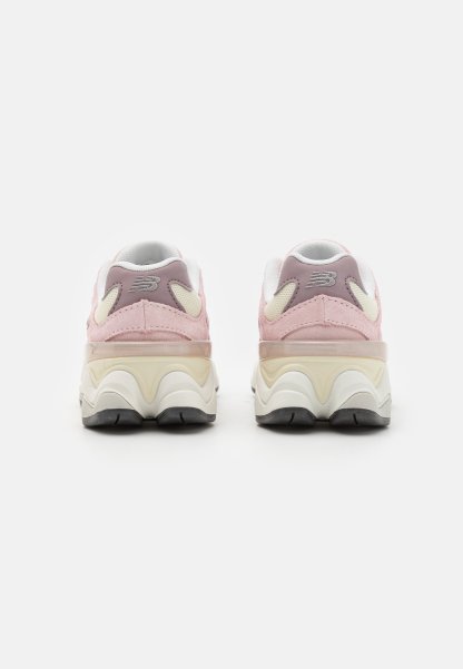 New Balance 9060 - Zapatillas - rose/sugar