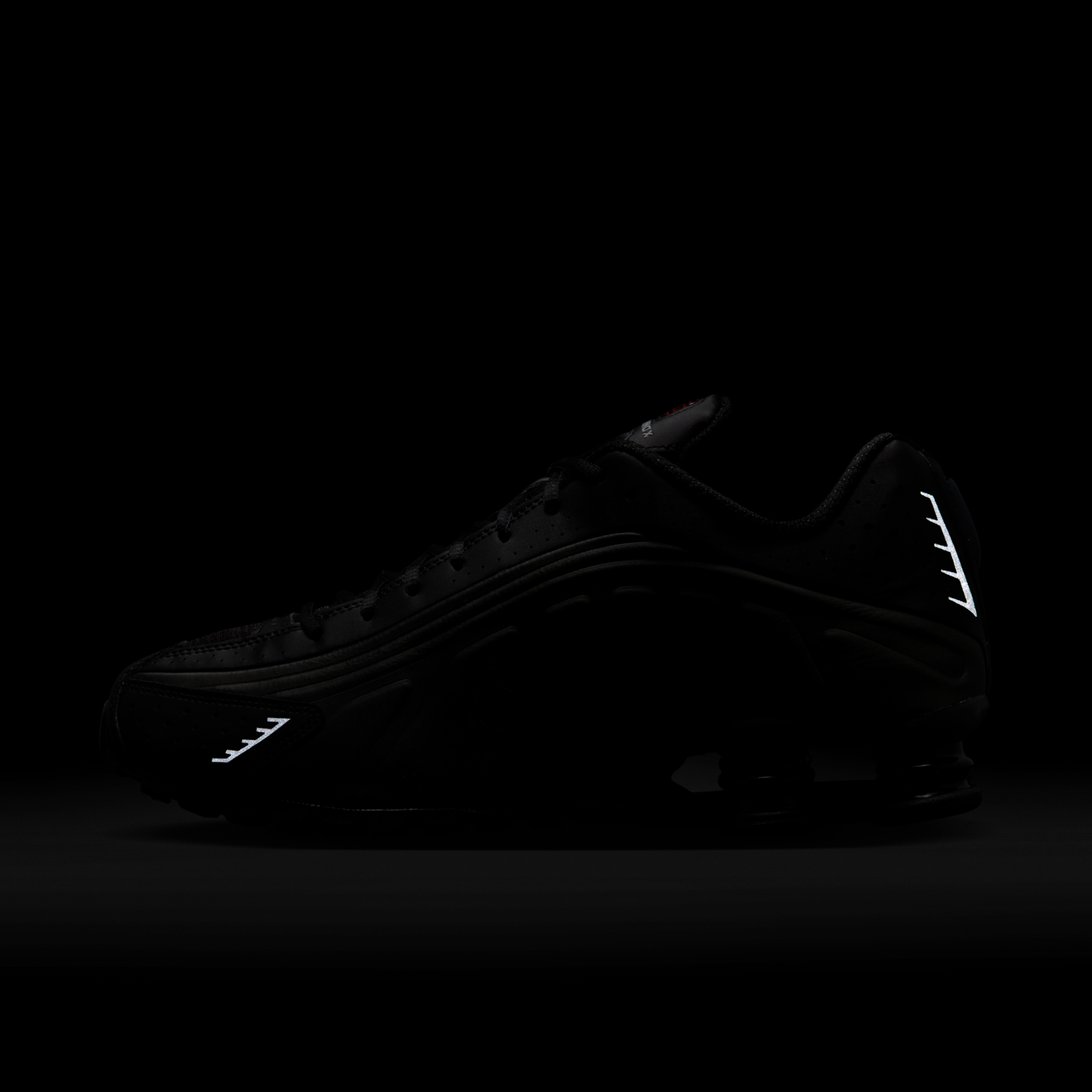 Nike Shox R4 - Μαύρο/Μαύρο/Bright Crimson/Μαύρο - 12