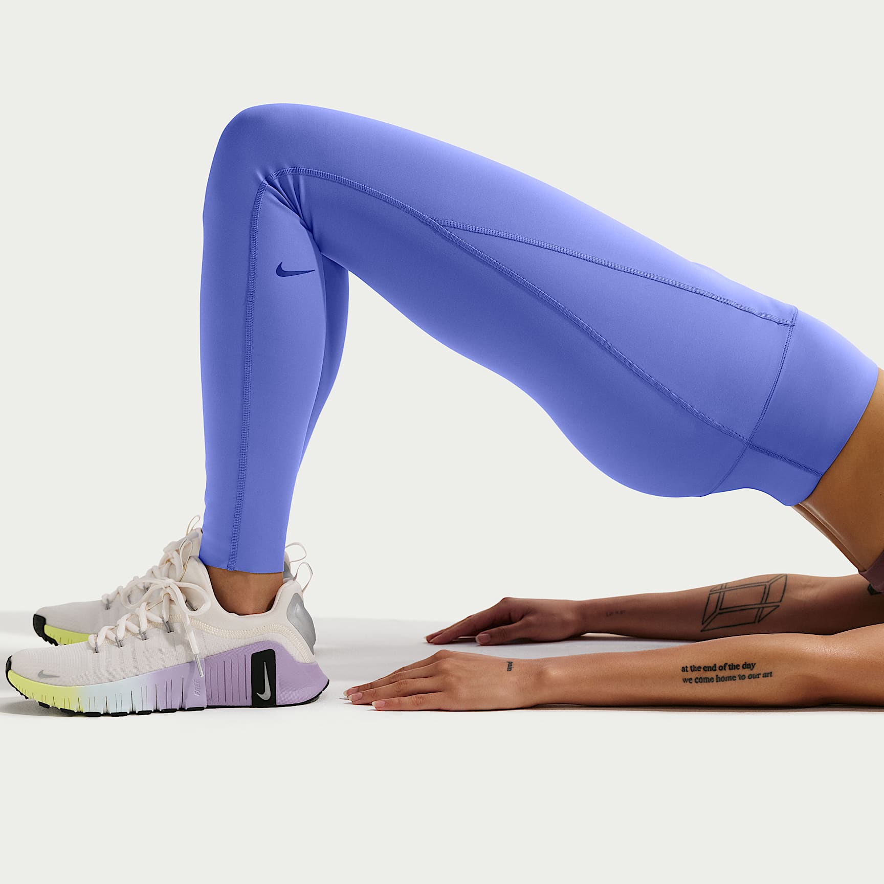 Nike Universa - Nike Universa Leggings in voller Länge mit hohem Bund und ohne Frontnaht (Damen)