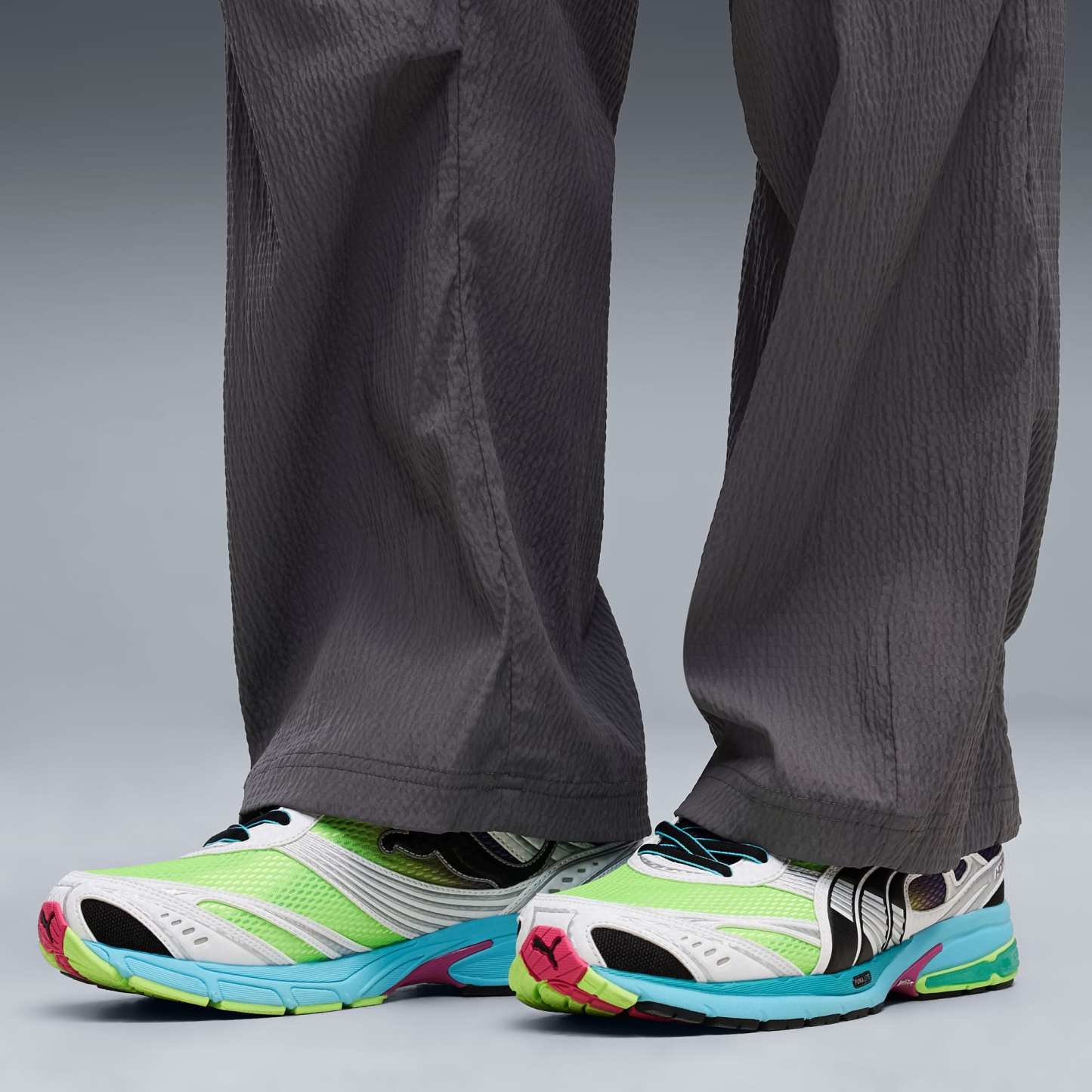 Homura OG Hyper Sneakers Unisex - Moonlit Violet-Green Glare