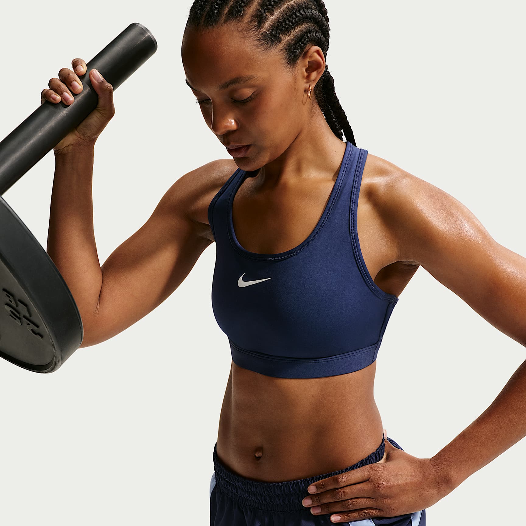 Nike Swoosh - Nike Swoosh gepolsterter Sport-BH mit mittlerem Halt