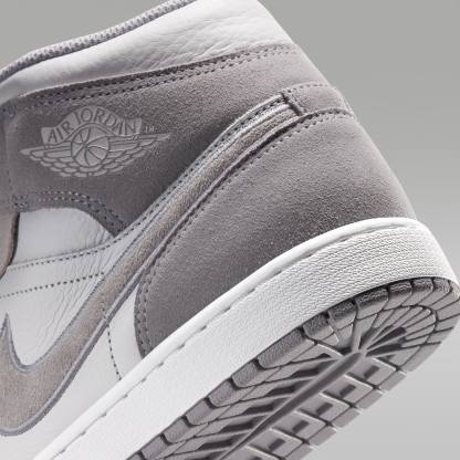 Air Jordan 1 Mid SE - Summit White/Wolf Grey/Pure Platinum - 8