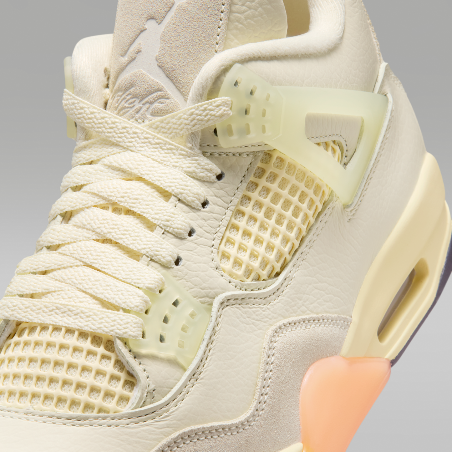 Air Jordan 4 Retro - Coconut Milk/Bright Mango/Bright Mango/Muslin - 7