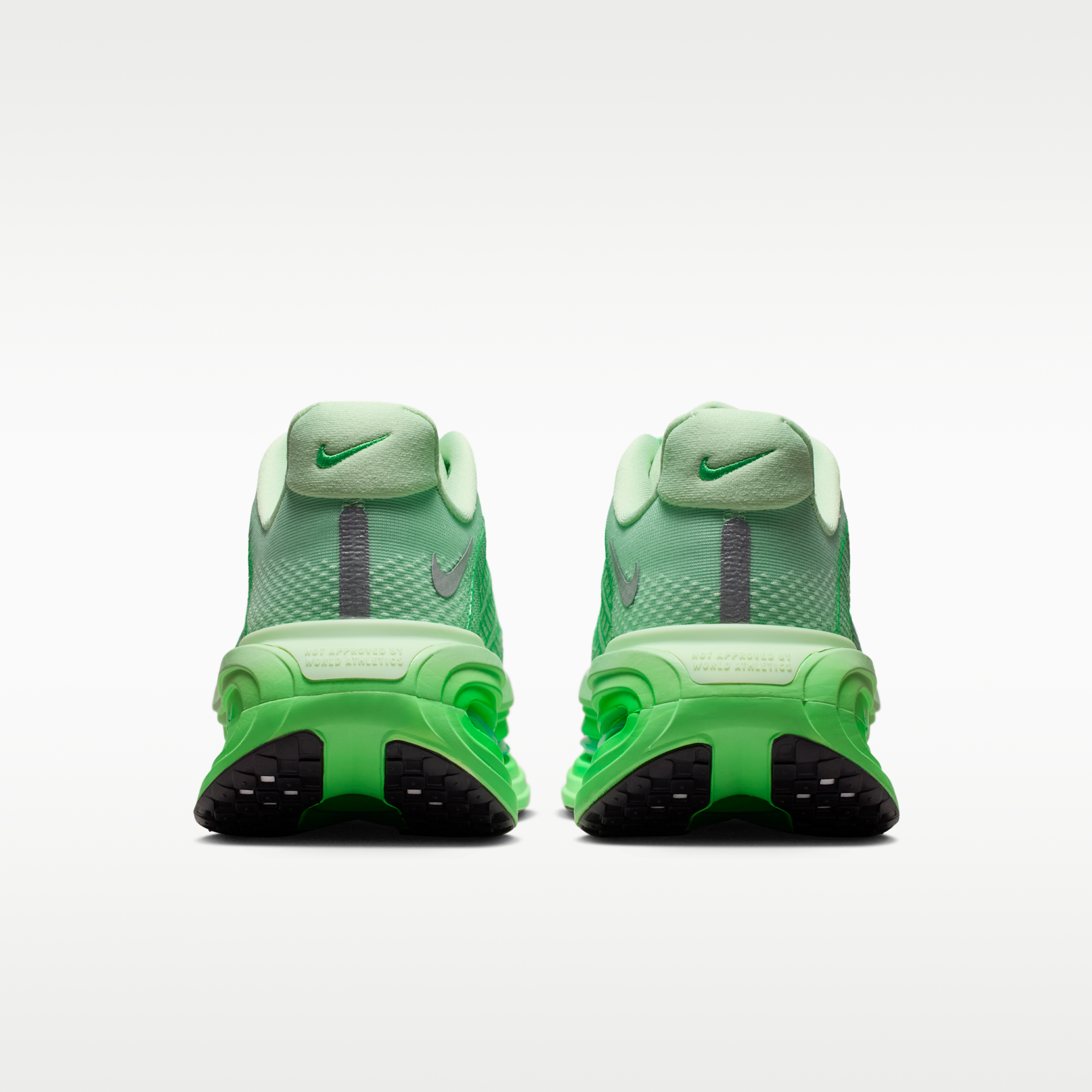 Nike Vomero Premium - Cucumber Calm/Illusion Green/Green Spark/Metallic Silver - 6