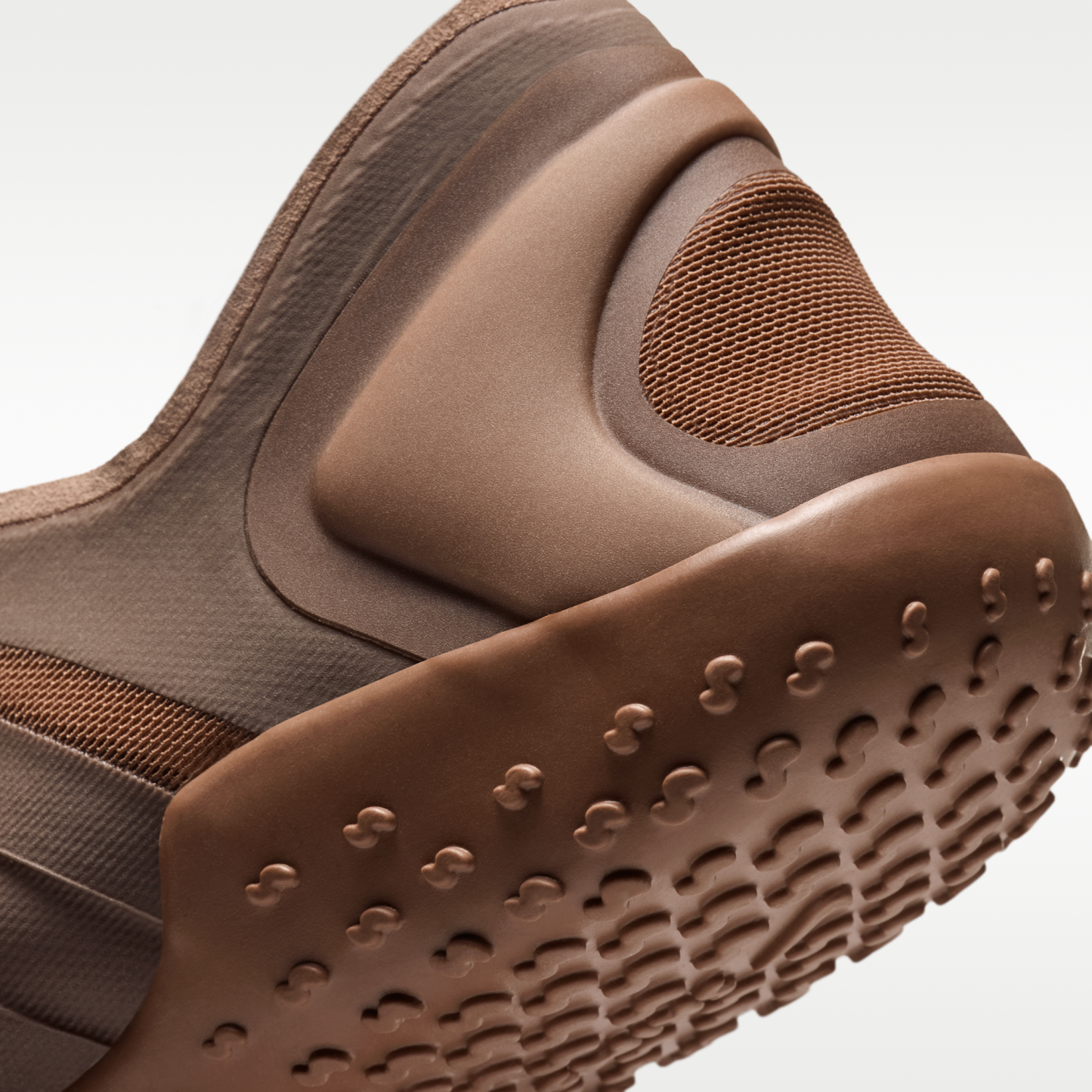 NikeSKIMS Rift Mesh - Archaeo Brown/Infinite Sable/Desert Dust/Archaeo Brown - 8