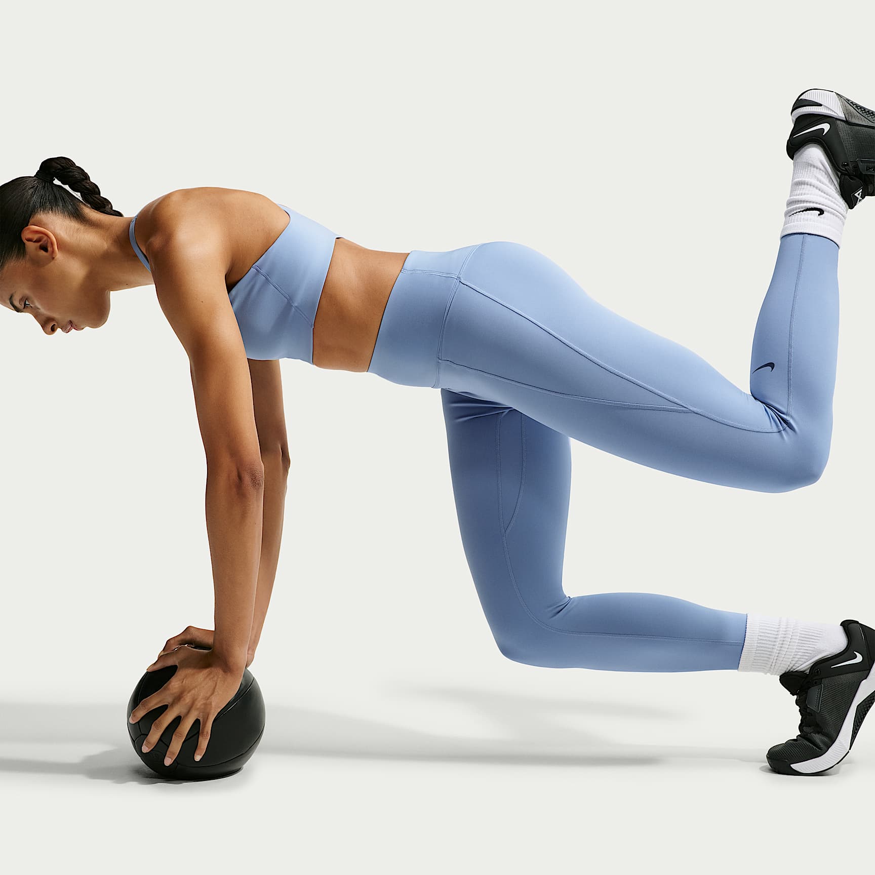 Nike Universa - Nike Universa 7/8-Leggings mit hohem Bund und ohne Frontnaht (Damen)