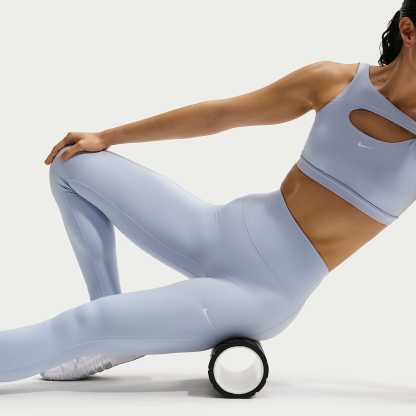 Nike One mit nahtloser Vorderseite - Nike One Leggings in voller Länge mit nahtloser Vorderseite und hohem Bund (Damen)
