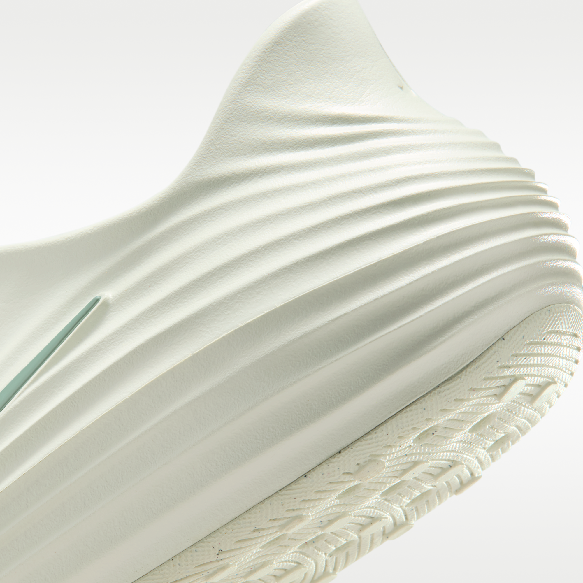 Nike ReactX Rejuven8 - Spruce Aura/Light Silver - 8