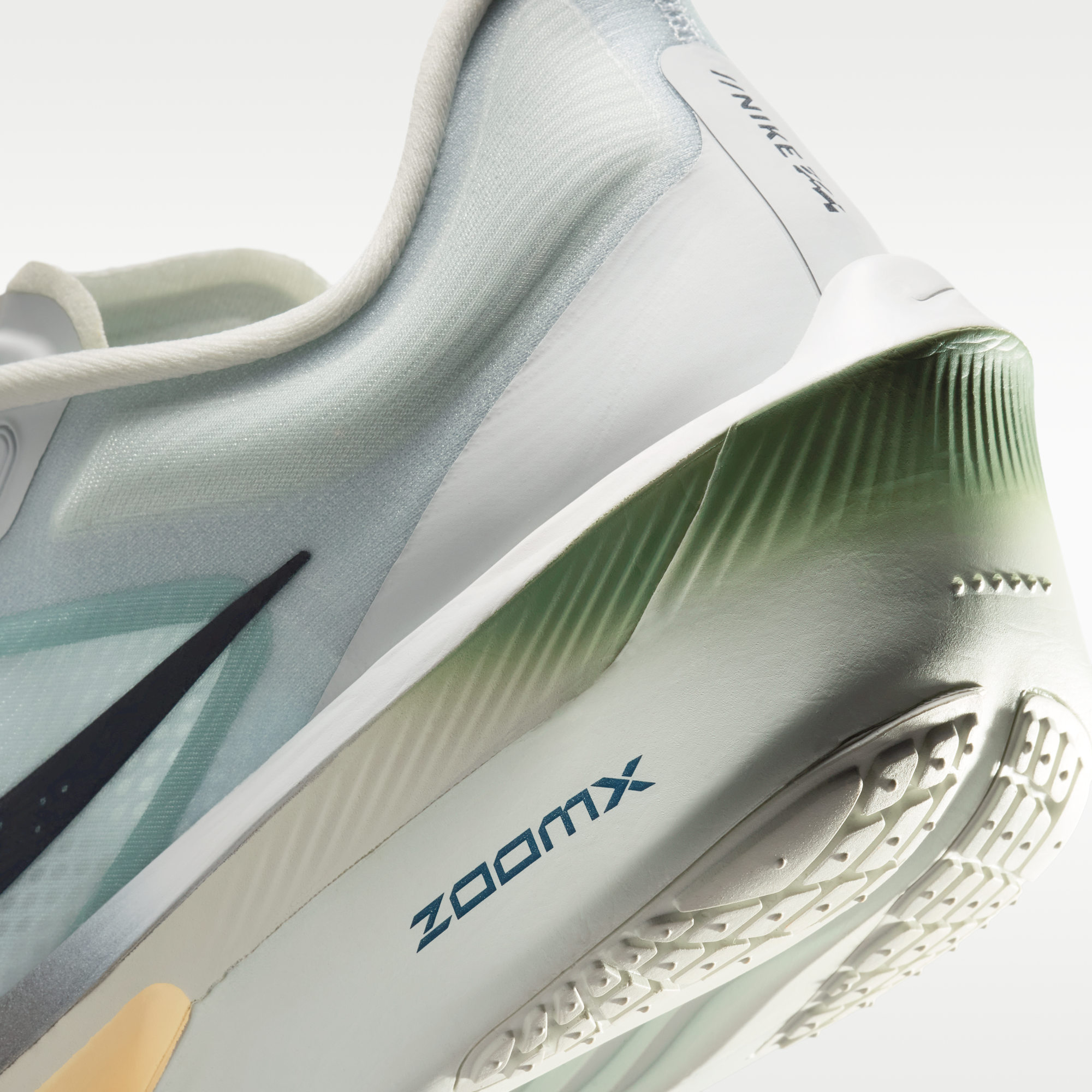 Nike Zoom Fly 6 - Pure Platinum/Grey Fog/Ice Peach/Dark Obsidian - 8