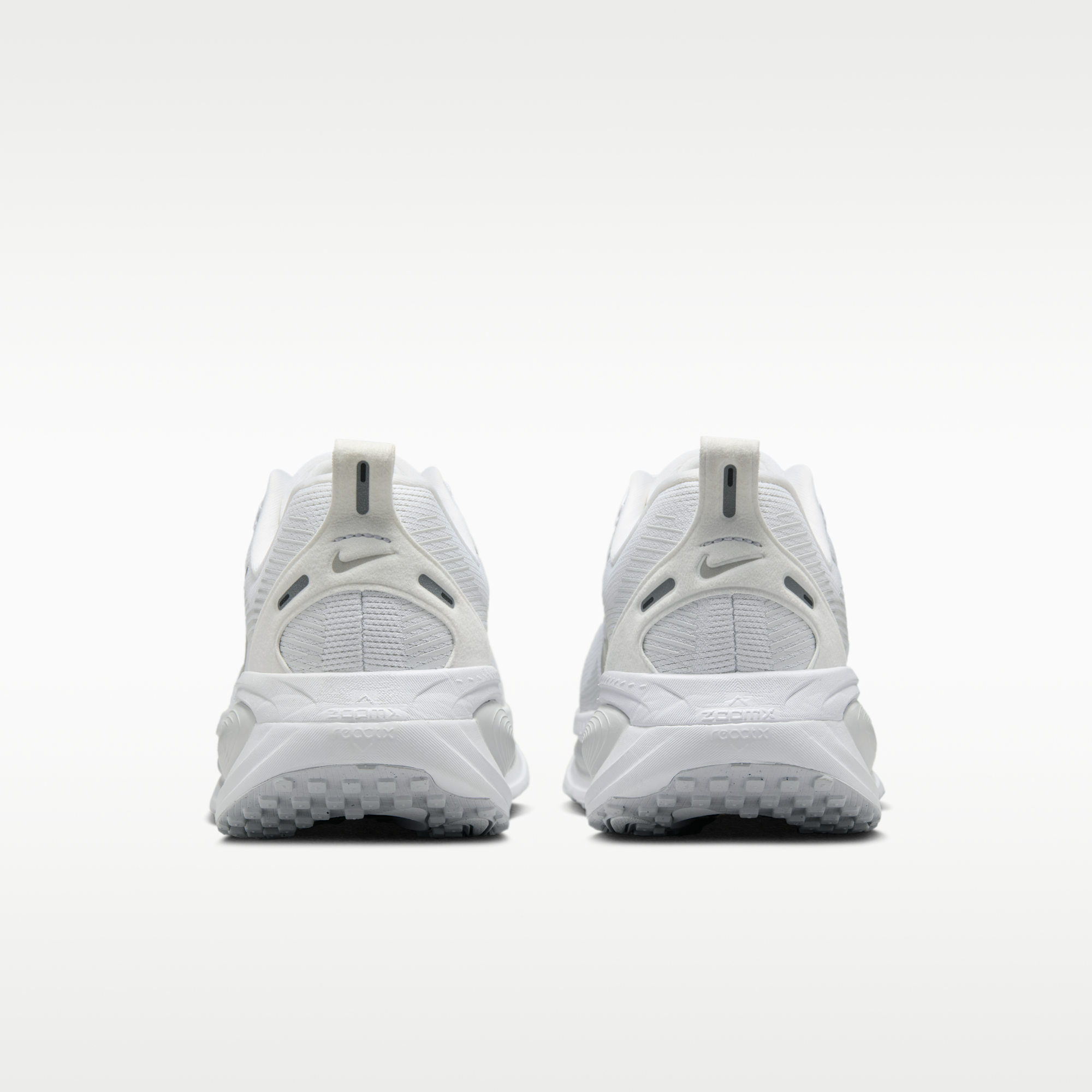 Nike Vomero 18 - Λευκό/Photon Dust/Summit White/Metallic Silver - 6