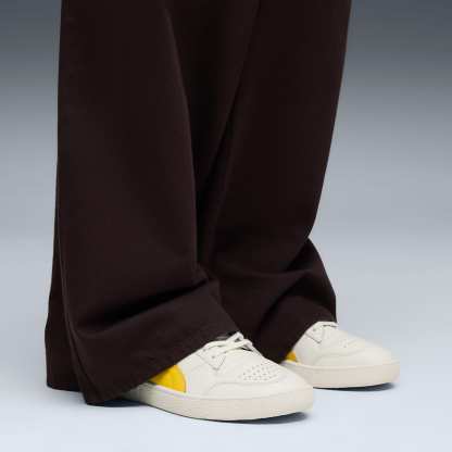 Majesty Sneakers Unisex - Warm White-Pelé Yellow