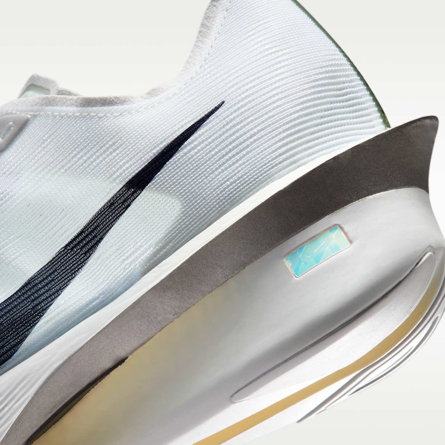 Nike Vaporfly 4 - Spruce Aura/Grey Fog/Ice Peach/Dark Obsidian - 8