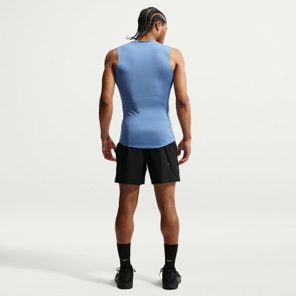 Nike Pro - Nike Pro ärmelloses Dri-FIT Fitnessoberteil mit enger Passform für Herren
