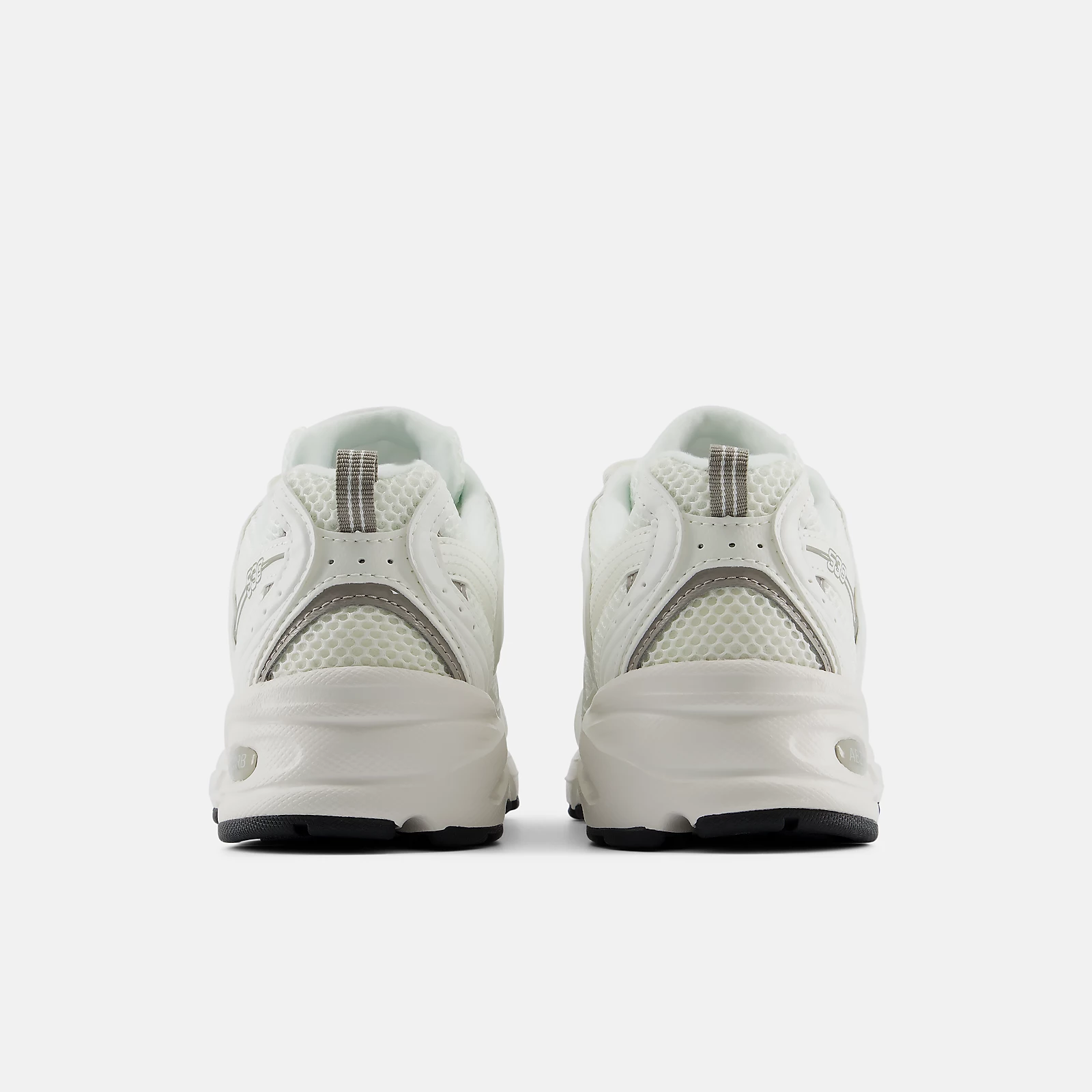 New Balance 530 - SEA SALT con ARID STONE - U530CSB