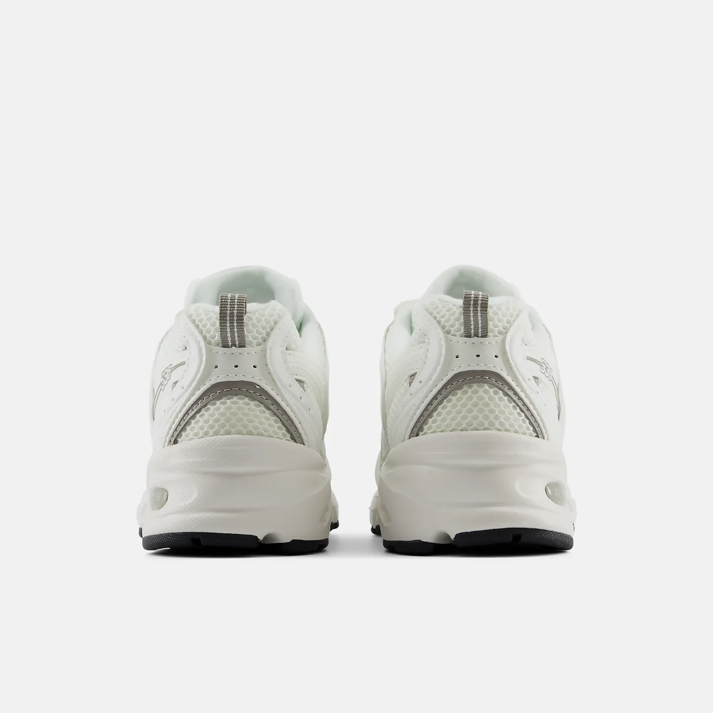 New Balance 530 - SEA SALT con ARID STONE - U530CSB