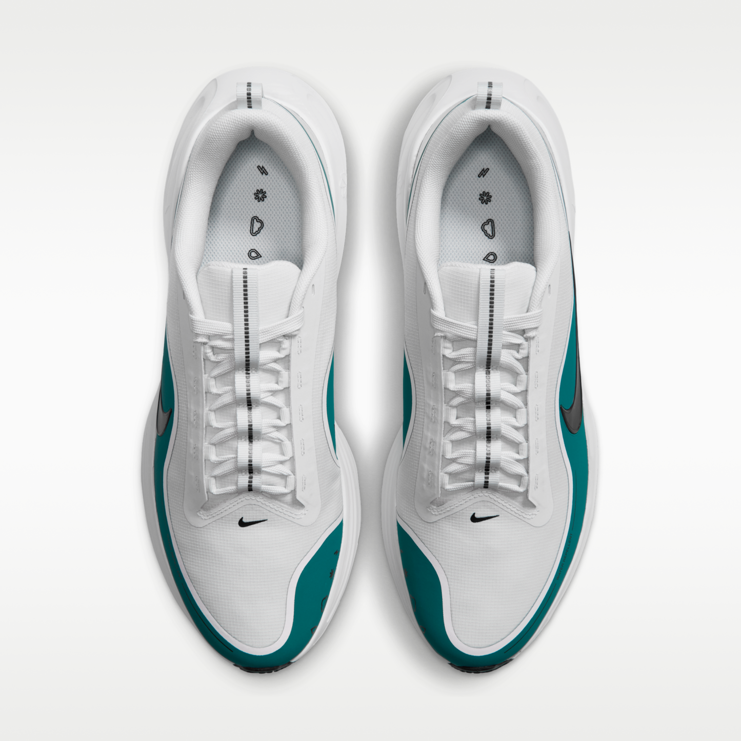 Nike Revolution 8 Utility - Off White/Bright Spruce/Metallic Silver/Μαύρο - 4