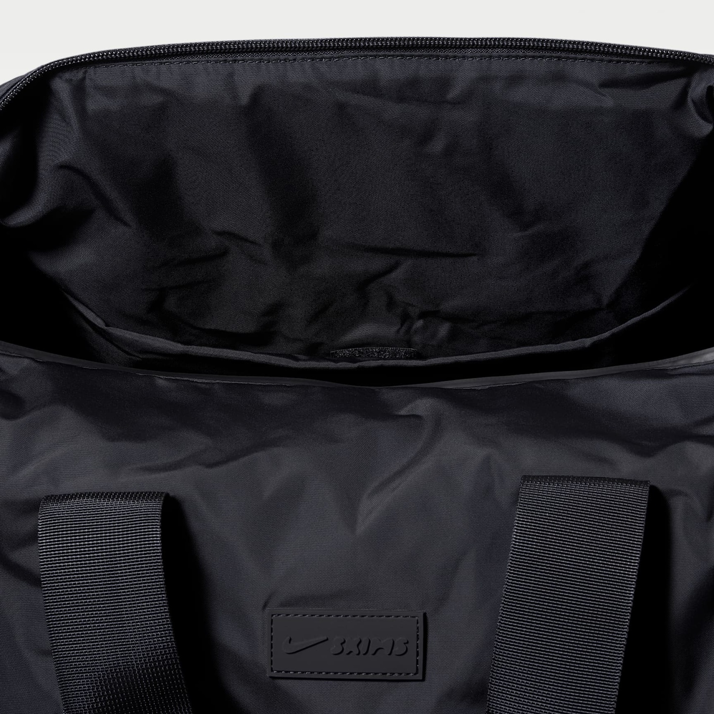 NikeSKIMS - NikeSKIMS Puffer-Gymnastiktasche (Damen)