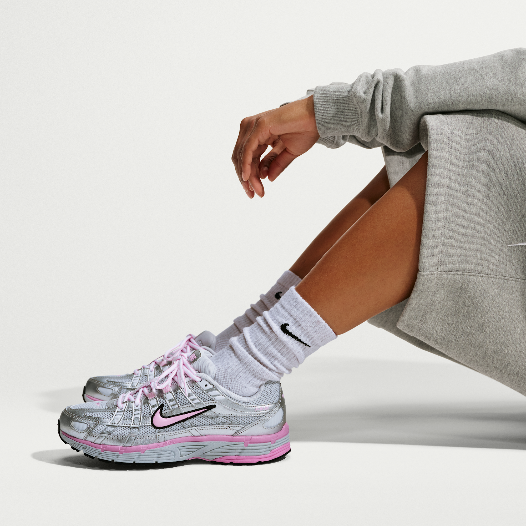 Nike P-6000 - Pure Platinum/Metallic Silver/Μαύρο/Pink Rise - 9