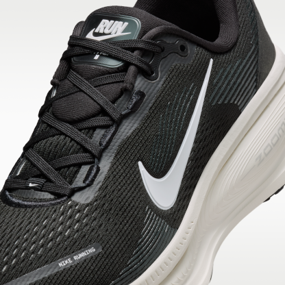 Nike Vomero 18 - Μαύρο/Coconut Milk/Light Iron Ore/Summit White - 7
