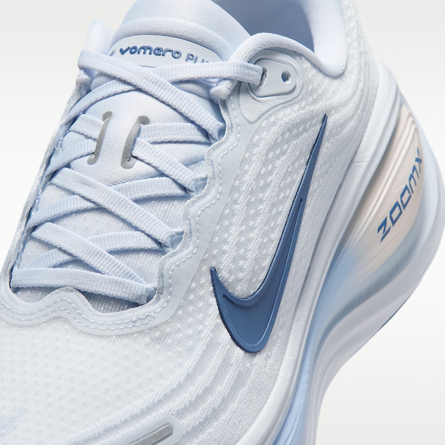 Nike Vomero Plus - Nike Vomero Plus Straßenlaufschuh (Damen)