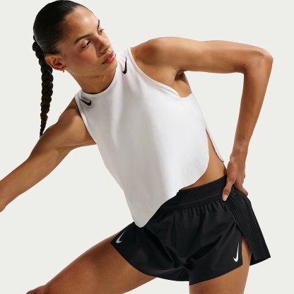 Nike AeroSwift - Nike AeroSwift Dri-FIT ADV Laufshorts mit mittelhohem Bund und Innenslip (Damen, ca. 7,5 cm)