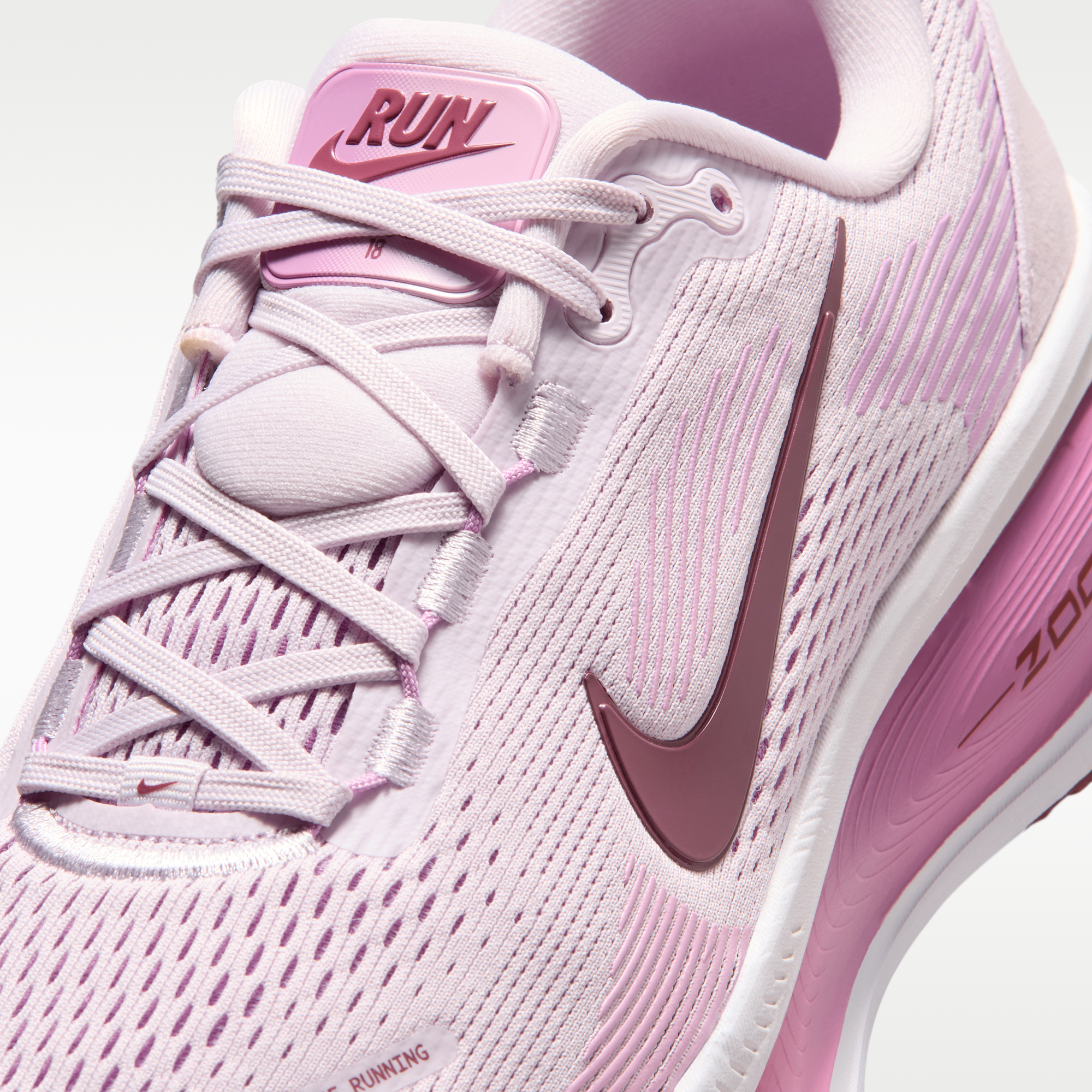 Nike Vomero 18 - Bleached Lilac/Light Magenta/Pink Rise/Pink Smoke - 7
