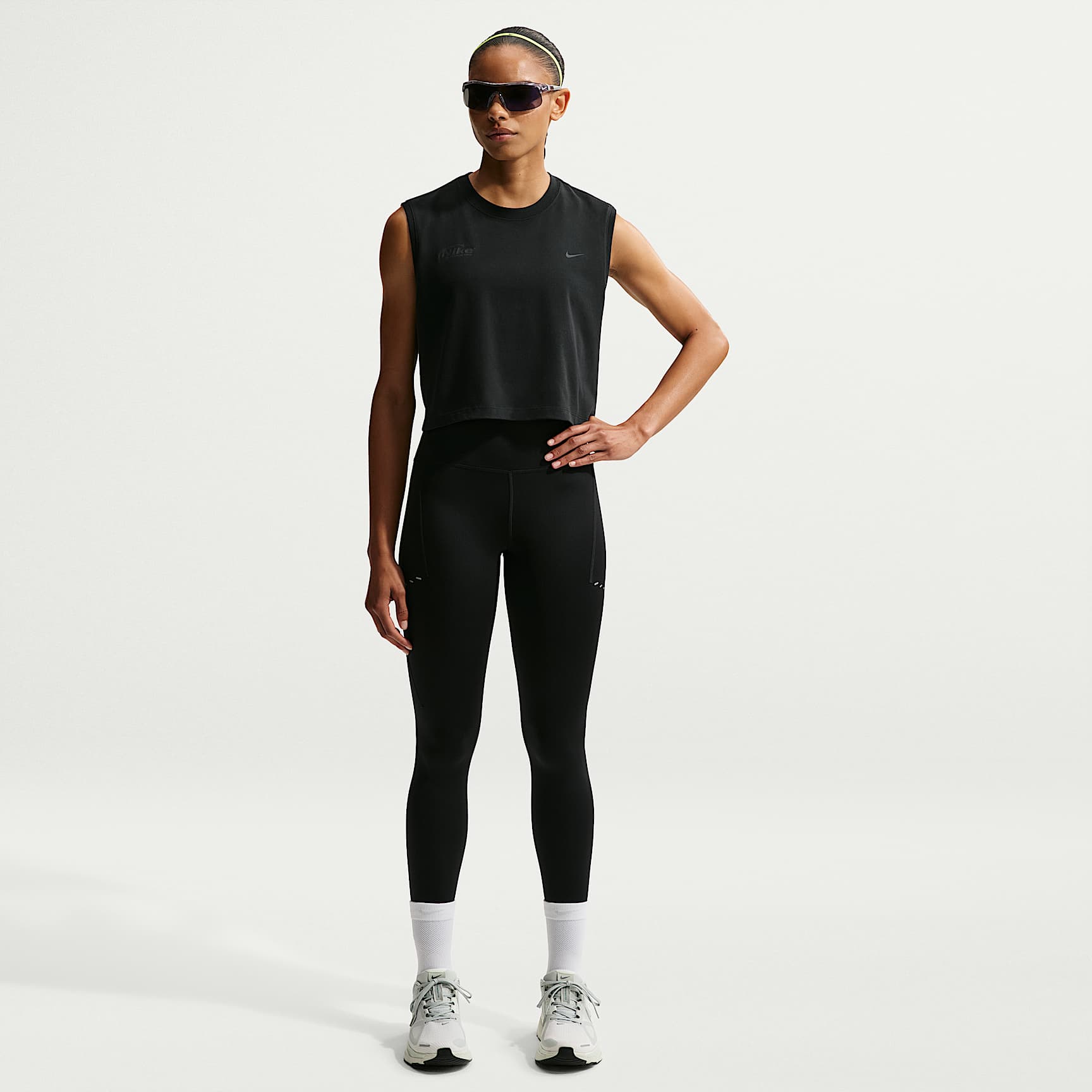 Nike Swift Butterfly - Nike Swift Butterfly Ärmelloses Dri-FIT Laufshirt (Damen)