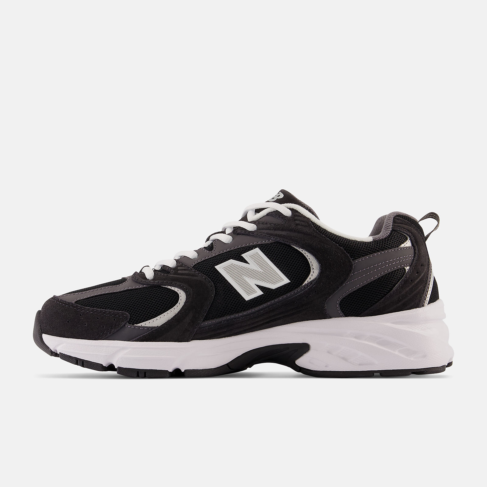 New Balance 530 - BLACK con MAGNET y Silver Metallic - MR530CC