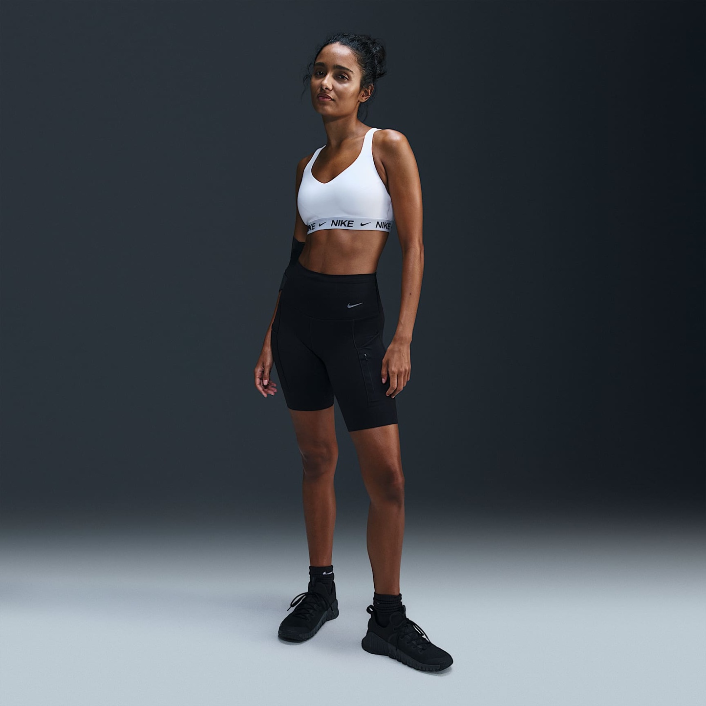 Nike Indy - Nike Indy Sport-BH mit starkem Halt, Polster und verstellbarer Passform