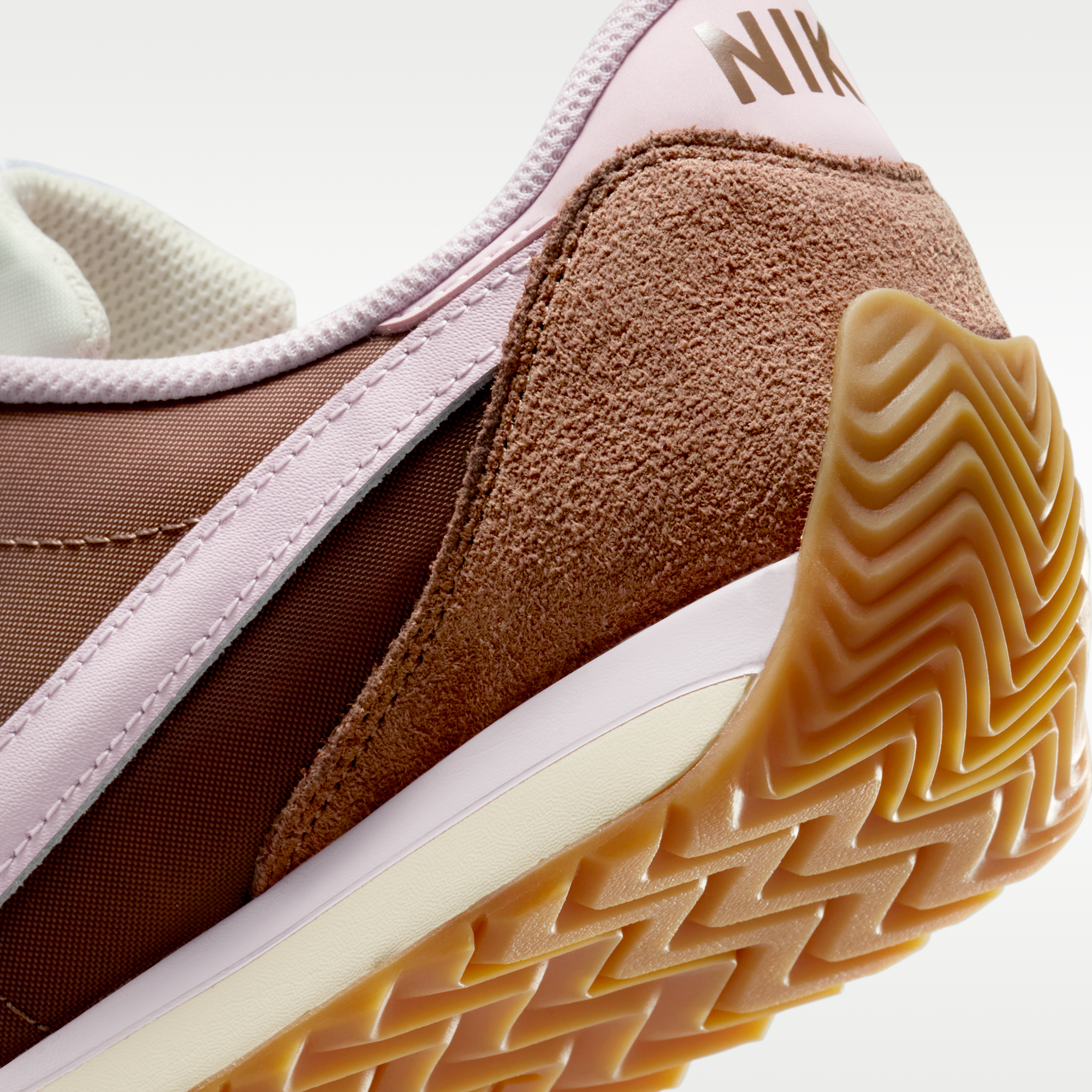 Nike Pacific - Fauna Brown/Soft Pearl/Gum Light Brown/Pink Foam - 8