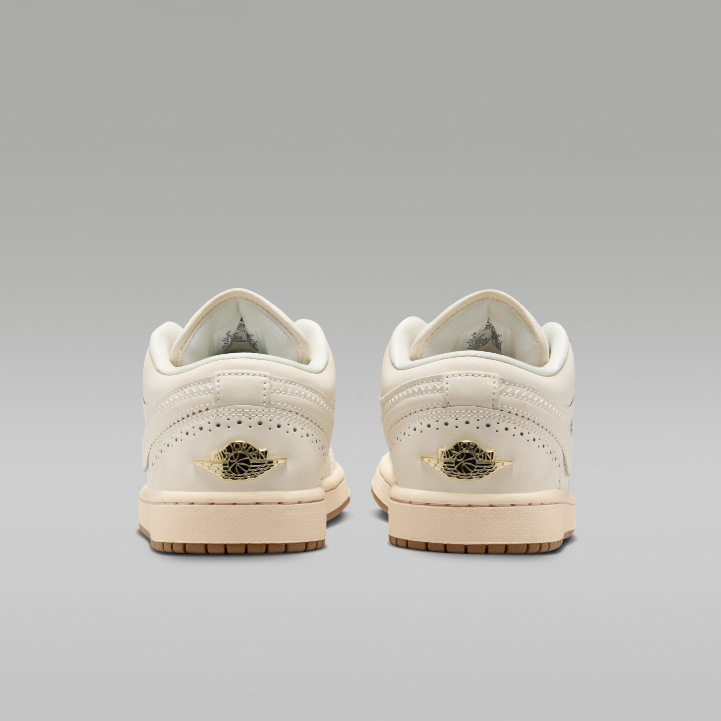 Air Jordan 1 Low SE - Chalk/Metallic Gold/Pearl White/Chalk - 6