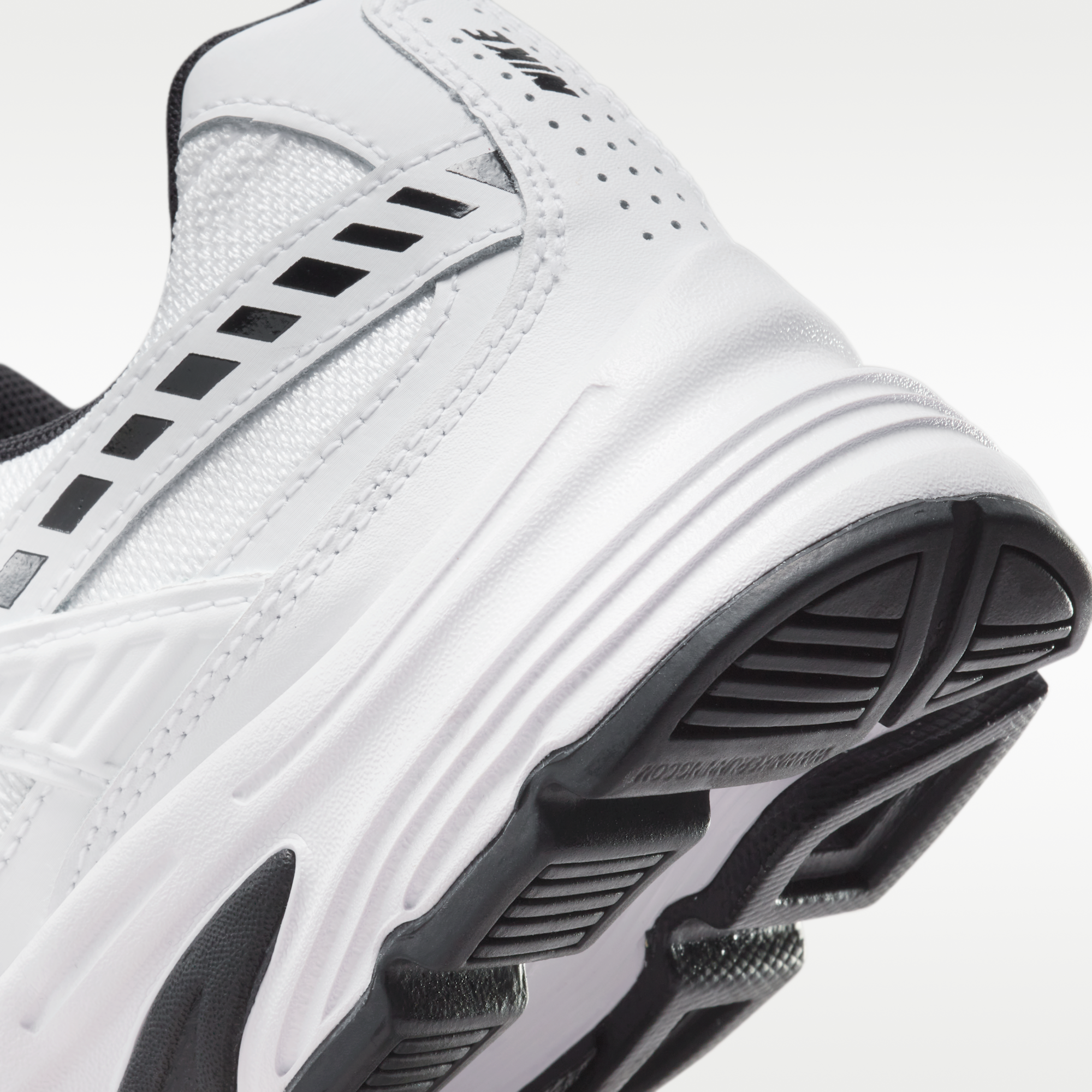 Nike Initiator - Λευκό/Λευκό/Μαύρο/Metallic Silver - 8