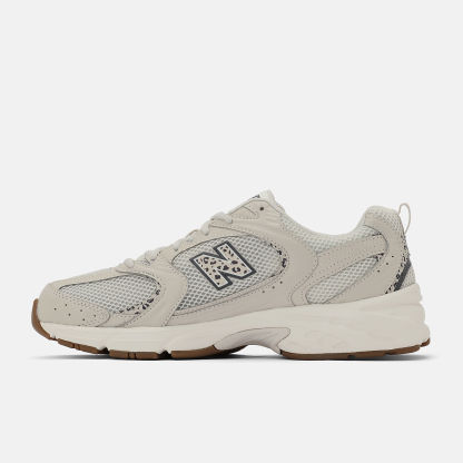 New Balance 530 - MOONBEAM con SEA SALT y Black - MR530AAM